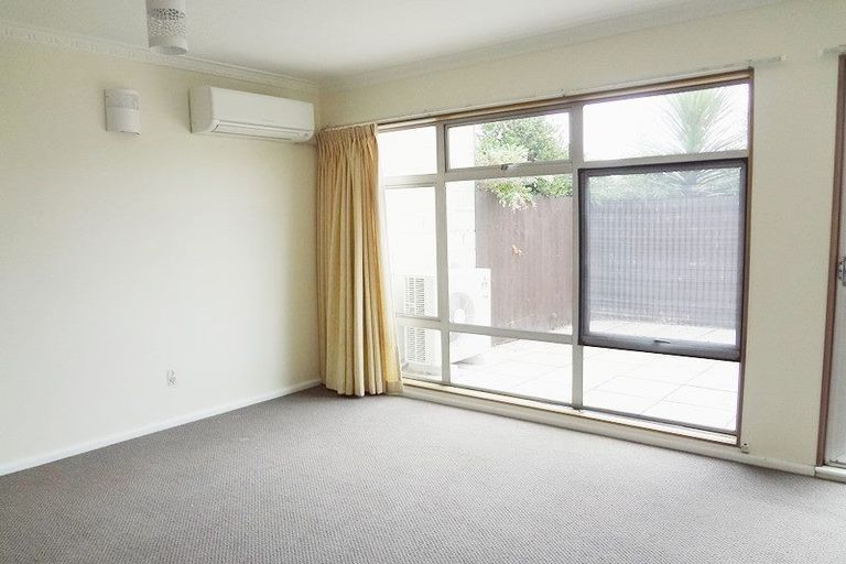 Photo of property in 20b Fairfield Avenue, Addington, Christchurch, 8024