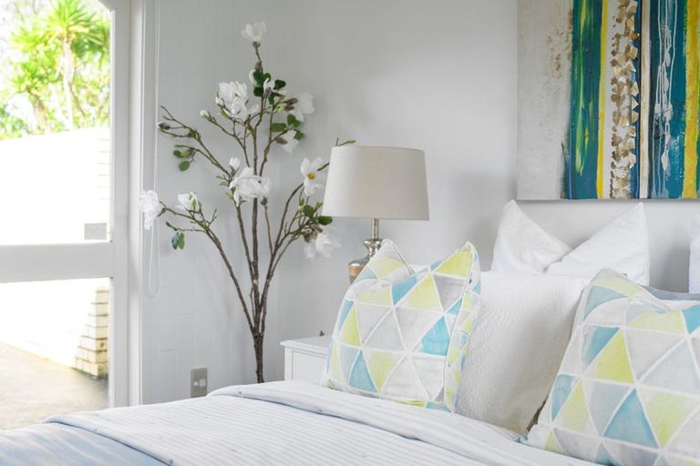 Photo of property in 28 Matuhi Rise, Henderson, Auckland, 0612