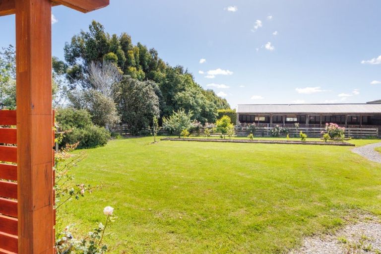 Photo of property in 237 Ngaio Road, Halcombe, Palmerston North, 4479