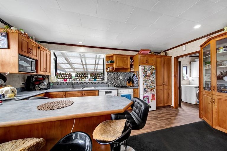 Photo of property in 30 Caledonia Street, Hawera, 4610