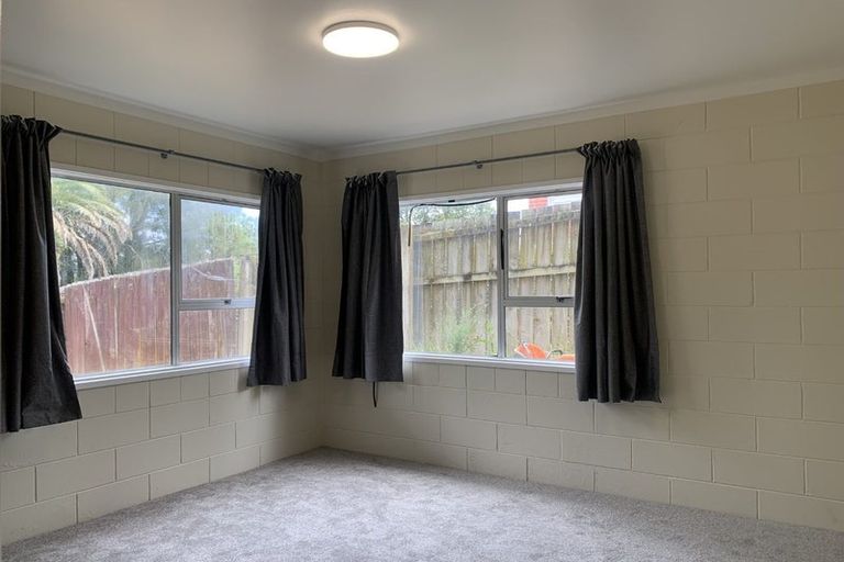 Photo of property in 45 Royal Road, Massey, Auckland, 0614