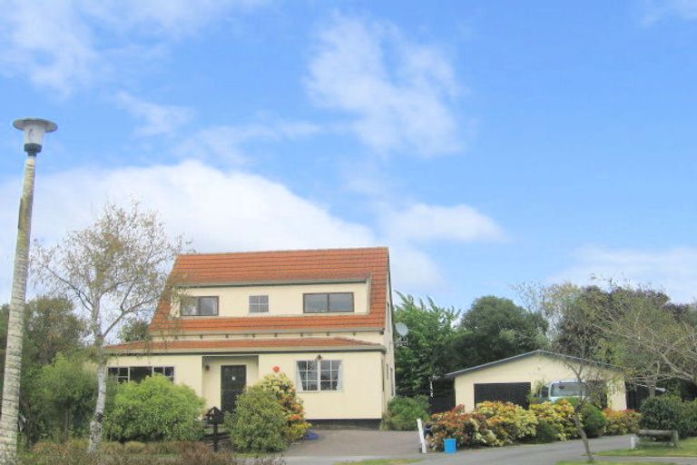 Photo of property in 8 Kew Place, Richmond Heights, Taupo, 3330