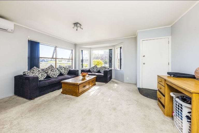 Photo of property in 1/258 Great South Road, Takanini, Auckland, 2112