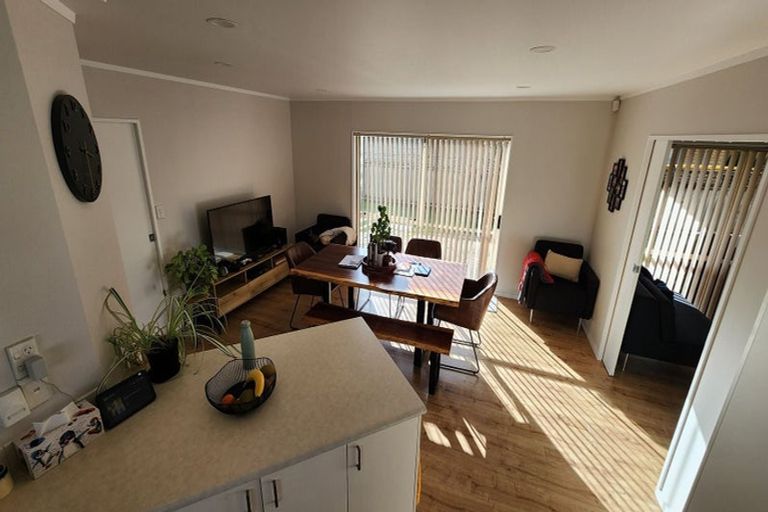 Photo of property in 42 Sheriff Place, Randwick Park, Auckland, 2105