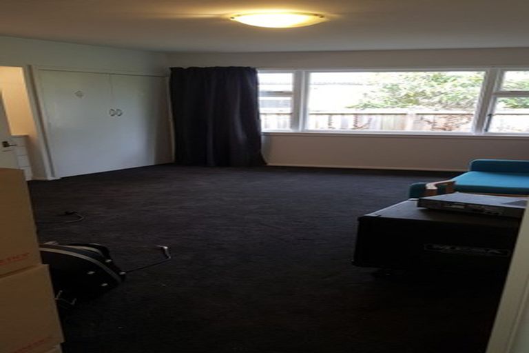 Photo of property in 33 Joyce Crescent, Ilam, Christchurch, 8041