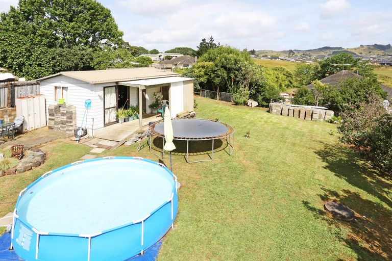 Photo of property in 14 Ford Street, Pokeno, 2402