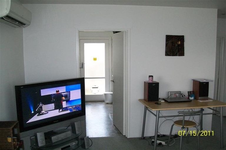 Photo of property in 1/52 North Avon Road, Richmond, Christchurch, 8013