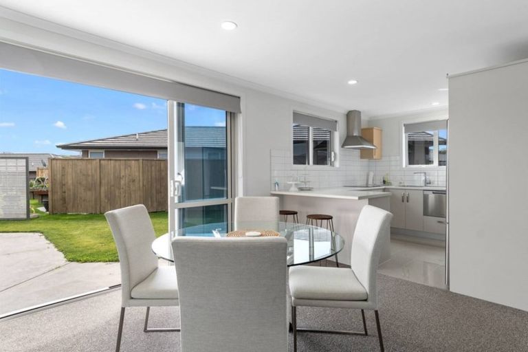 Photo of property in Waterview Estate, 69/4 Greystone Place, Omokoroa, 3114