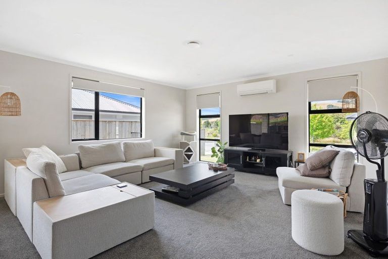 Photo of property in 14 Urumaraki Avenue, Helensville, 0800