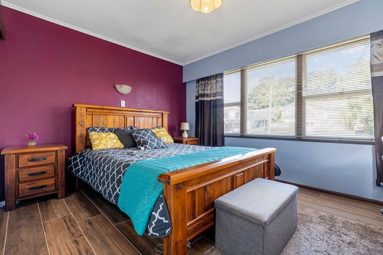 Photo of property in 48 Lawrence Crescent, Hillpark, Auckland, 2102