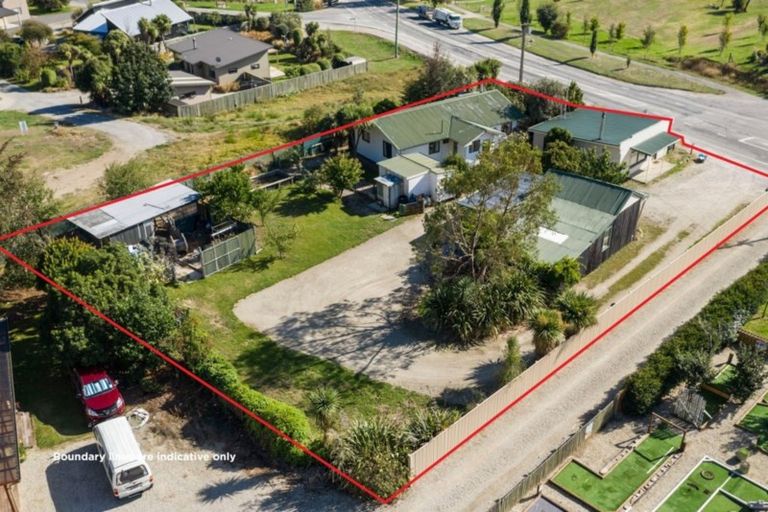 Photo of property in 70 Main Road, Luggate, Cromwell, 9383