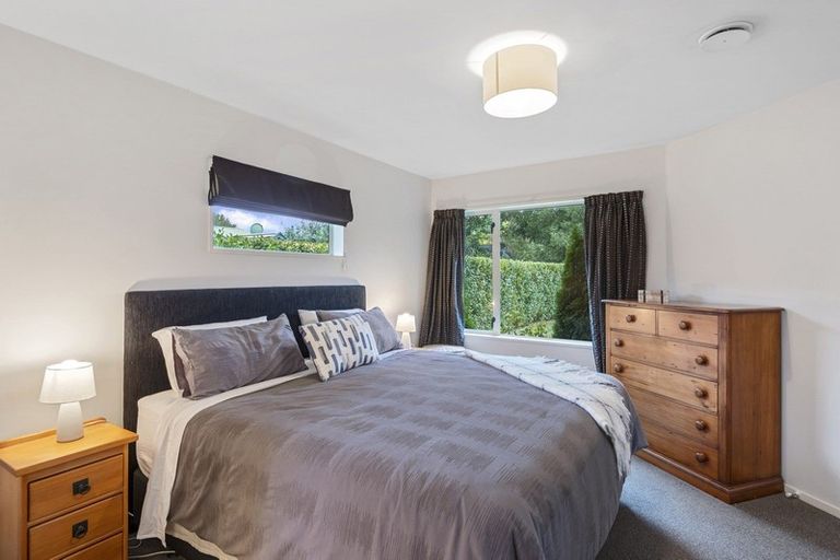 Photo of property in 2 Magnolia Lane, St Albans, Christchurch, 8052