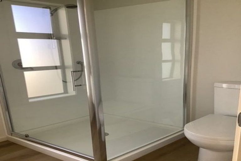 Photo of property in 27 Mcgrath Way, Taita, Lower Hutt, 5011