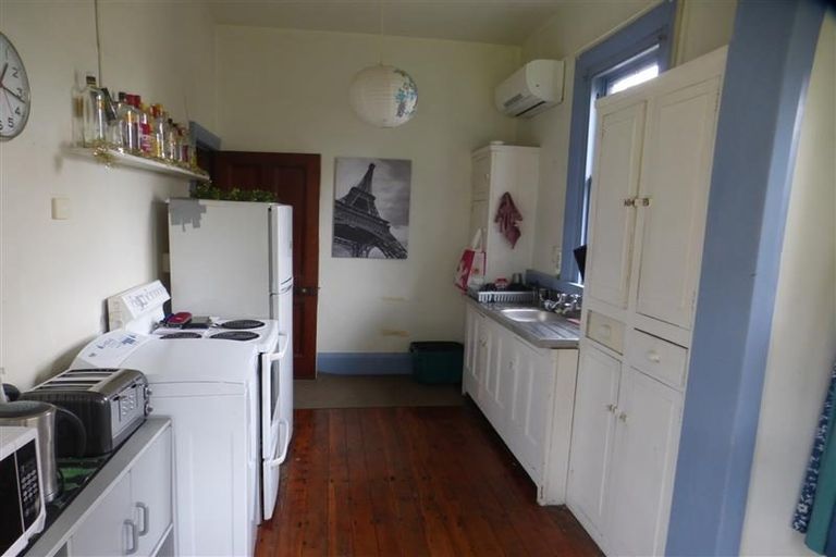 Photo of property in 125 Holly Road, St Albans, Christchurch, 8014