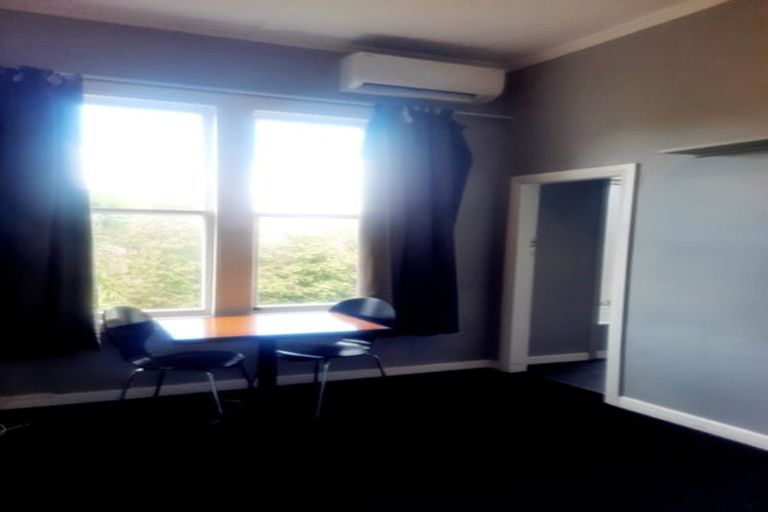 Photo of property in 117 Wallace Street, Mount Cook, Wellington, 6021