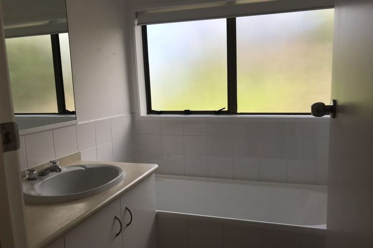 Photo of property in 62 Redwing Street, Browns Bay, Auckland, 0630