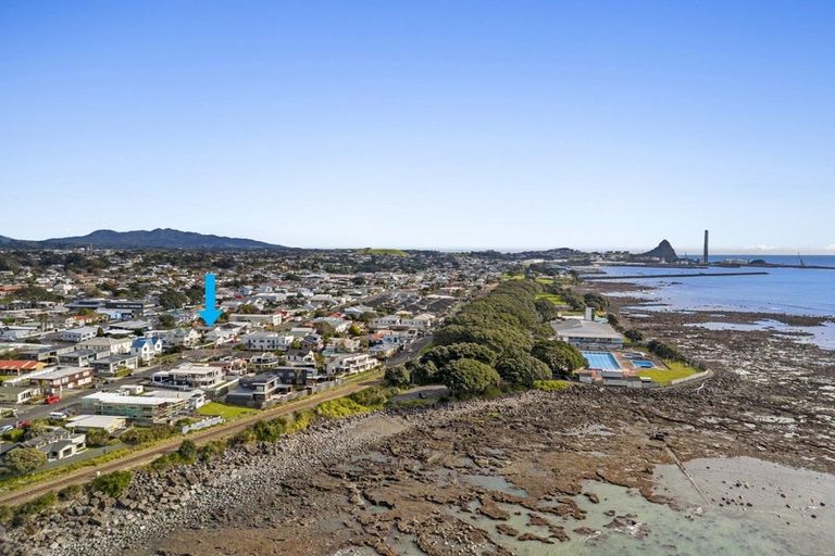 Photo of property in 29 Hine Street, New Plymouth, 4310