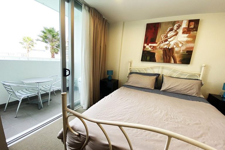 Photo of property in Proximity Apartments, 205/17 Osterley Way, Manukau, Auckland, 2104