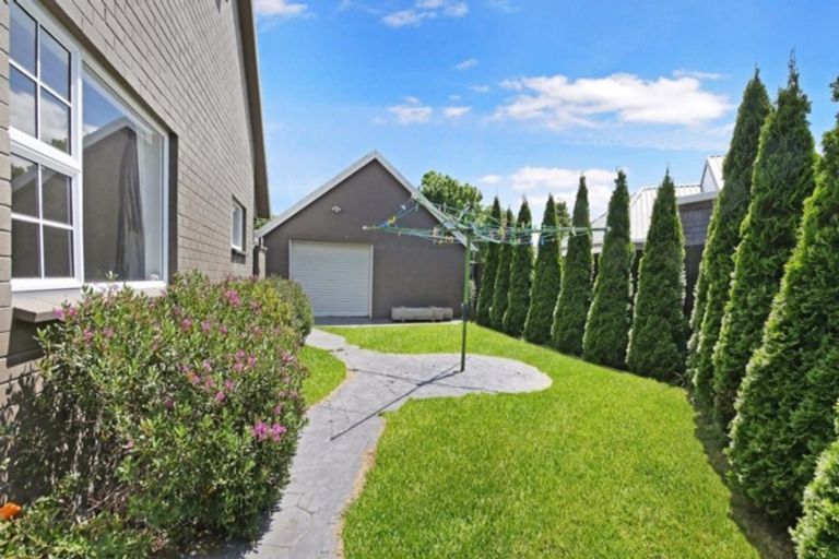 Photo of property in 106 Regency Crescent, Redwood, Christchurch, 8051