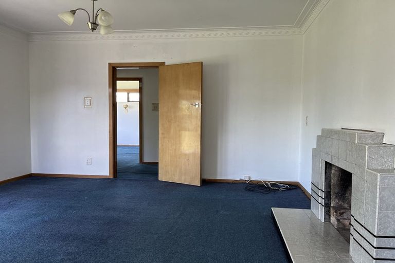 Photo of property in 2 Henwood Road, Mangere East, Auckland, 2024