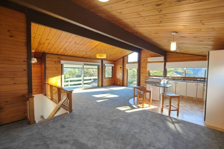 Photo of property in 75 Major Drive, Kelson, Lower Hutt, 5010