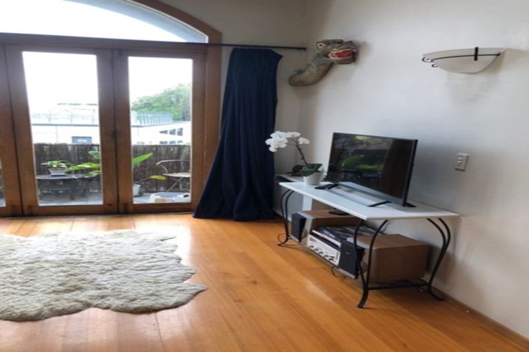 Photo of property in 1/48 Drake Street, Howick, Auckland, 2014