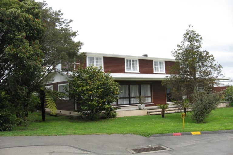 Photo of property in 2 Rainier Street, Monaco, Nelson, 7011