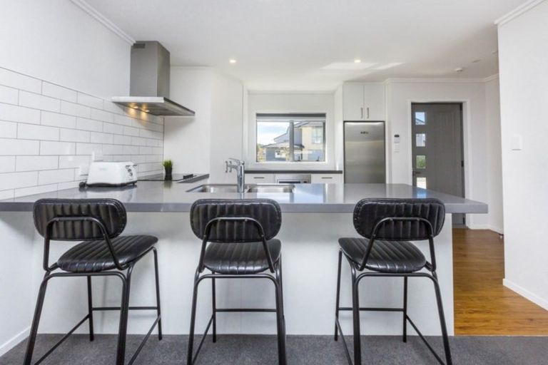 Photo of property in 9 Chalfont Road, Silverstream, Upper Hutt, 5019