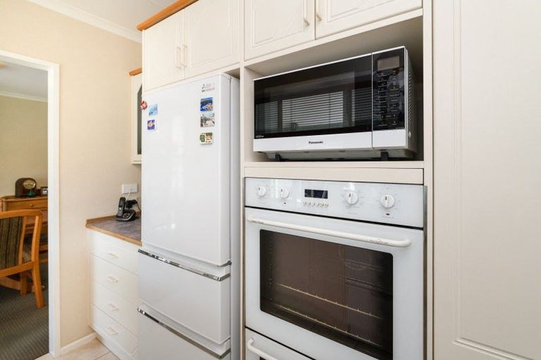 Photo of property in 6 Mudgway Place, Awapuni, Palmerston North, 4412