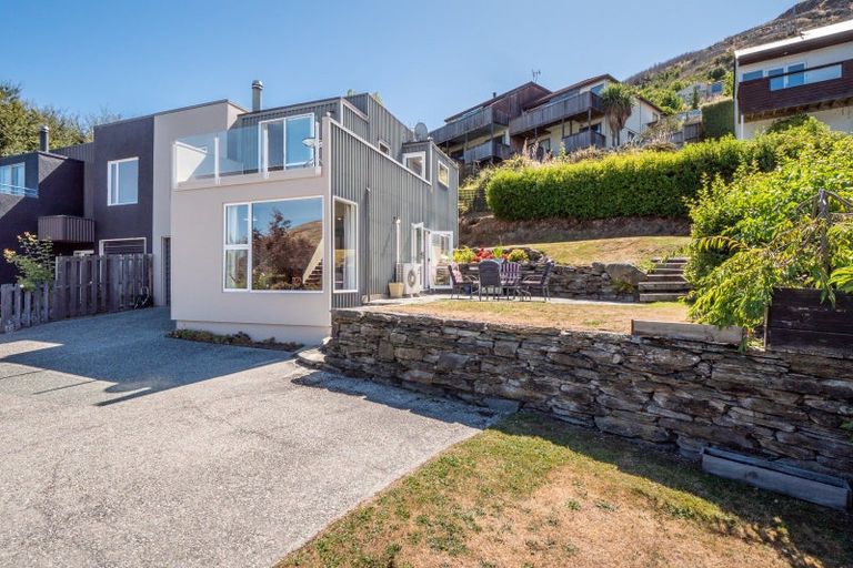 Photo of property in 1b Marina Drive, Frankton, Queenstown, 9300
