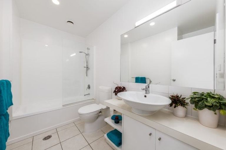 Photo of property in 18/206 Manuka Road, Bayview, Auckland, 0629