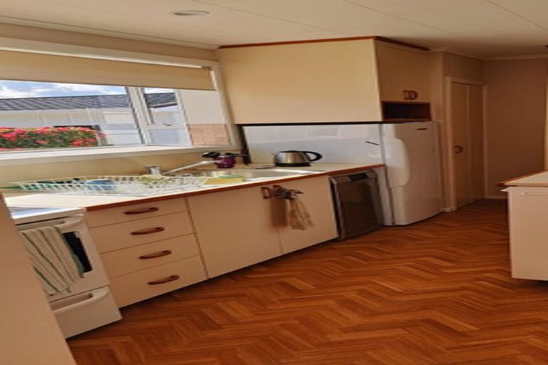 Photo of property in 51 Holdsworth Avenue, Trentham, Upper Hutt, 5018