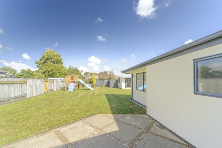 Photo of property in 110 Peter Hall Drive, Kelvin Grove, Palmerston North, 4414