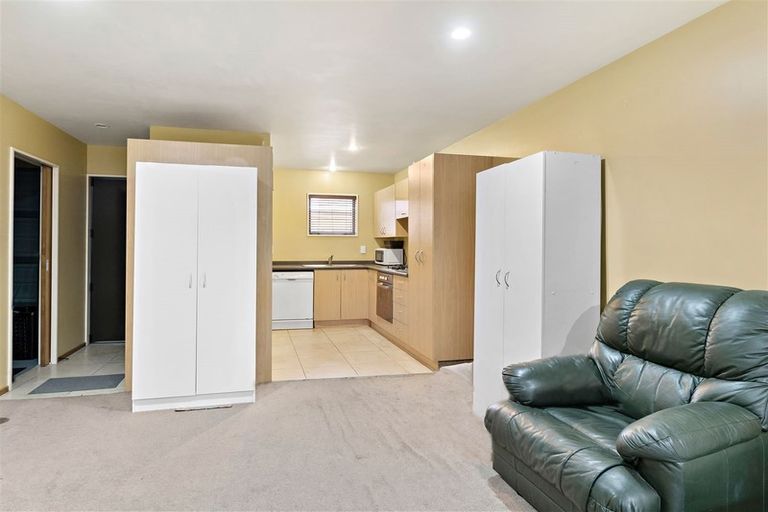 Photo of property in 5/25 Grove Road, Addington, Christchurch, 8024