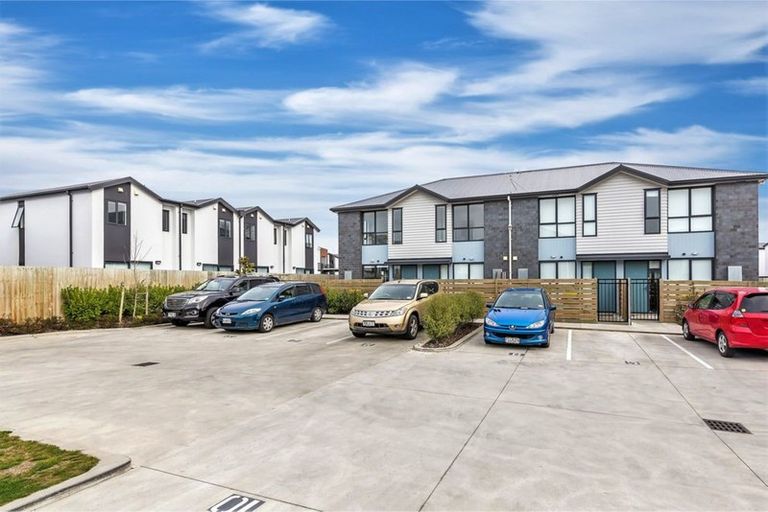 Photo of property in 17/283 Brougham Street, Sydenham, Christchurch, 8023