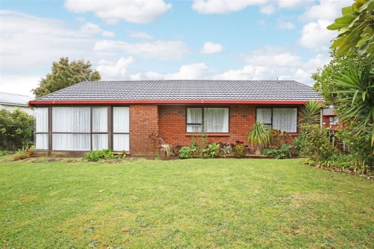Photo of property in 1/288 Queen Street, Pukekohe, 2120
