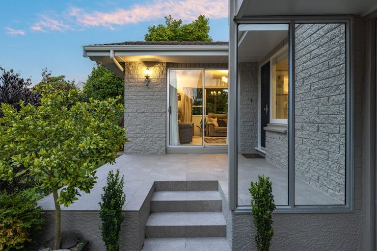 Photo of property in 14 Saint Winifreds Place, Bryndwr, Christchurch, 8052