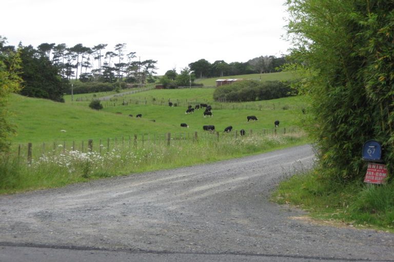 Photo of property in 37 Carlton Road, Pukekohe, 2120