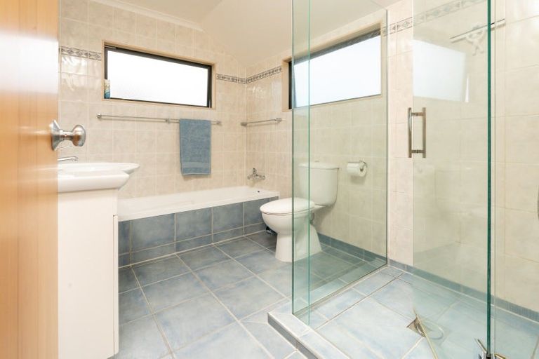 Photo of property in 33 Argentine Avenue, Miramar, Wellington, 6022