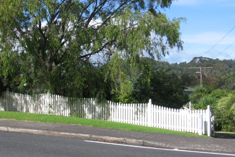 Photo of property in 101 Captain Scott Road, Glen Eden, Auckland, 0602