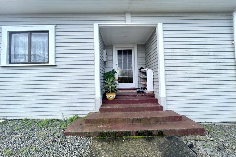 Photo of property in 34 Wattle Street, New Lynn, Auckland, 0600