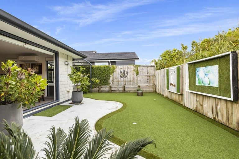 Photo of property in 105 Penetaka Heights, Pyes Pa, Tauranga, 3112