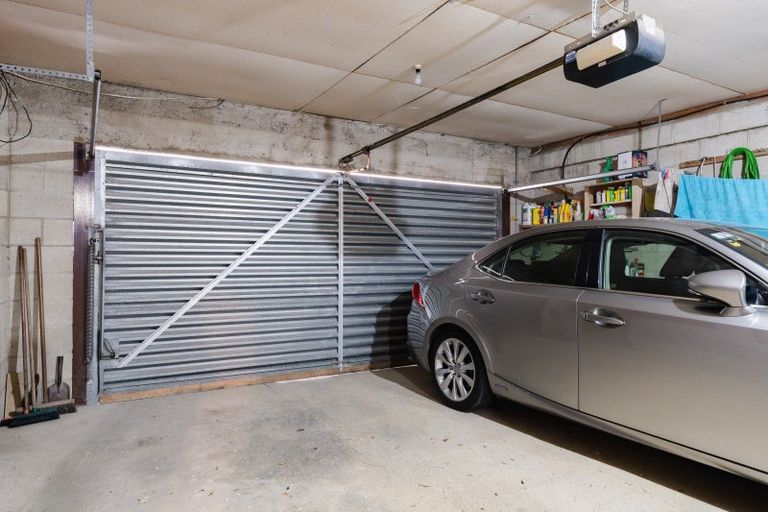 Photo of property in 11 Braeburn Street, Vauxhall, Dunedin, 9013