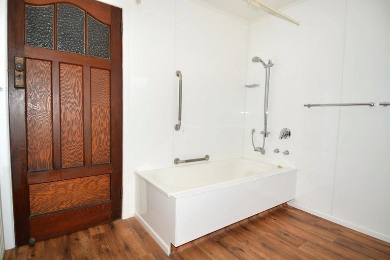 Photo of property in 11 Biggar Street, Strathern, Invercargill, 9812