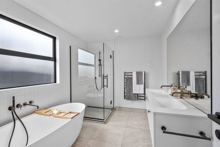 Photo of property in 16 Townson Road, Marshland, Christchurch, 8083