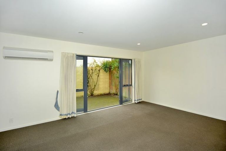 Photo of property in 1/8 Mayfair Street, Riccarton, Christchurch, 8011