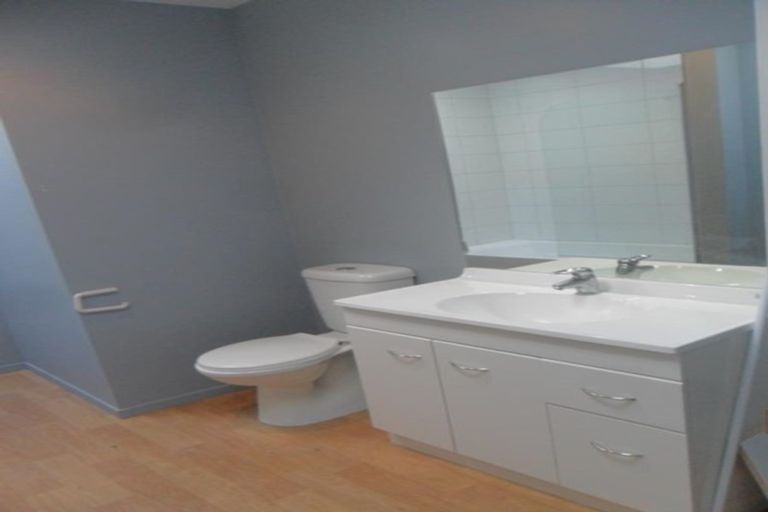 Photo of property in 2/75 Burke Street, Addington, Christchurch, 8024