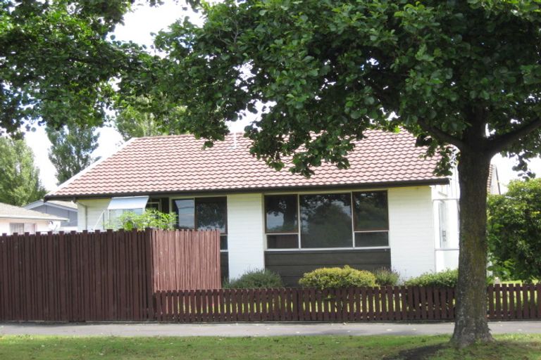 Photo of property in 2/512 Linwood Avenue, Woolston, Christchurch, 8062