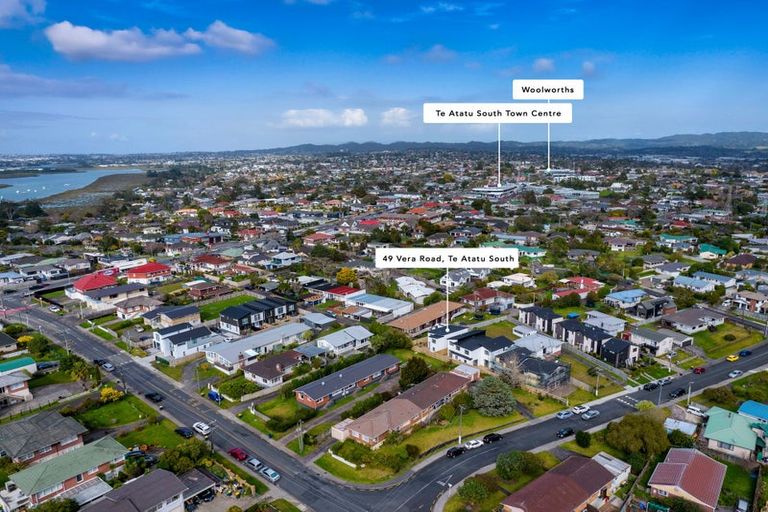 Photo of property in 49b Vera Road, Te Atatu South, Auckland, 0610