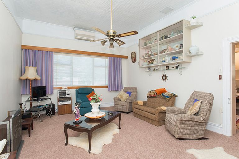 Photo of property in 14 Maclean Street, Whataupoko, Gisborne, 4010